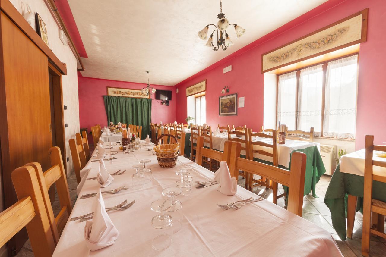 Albergo Belvedere 콜리오 외부 사진